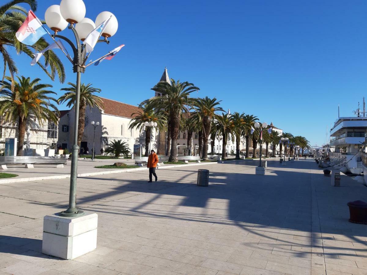 Apartment Villa Businci Trogir Exterior photo